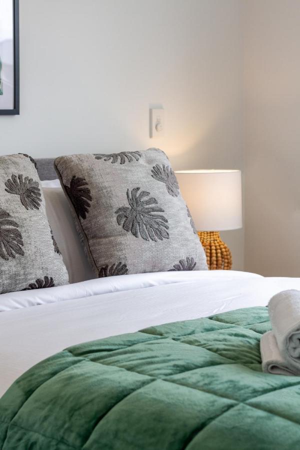 Upper Riccarton Dream - 2 Bed 2 Bath W/Carpark Apartamento Christchurch Exterior foto